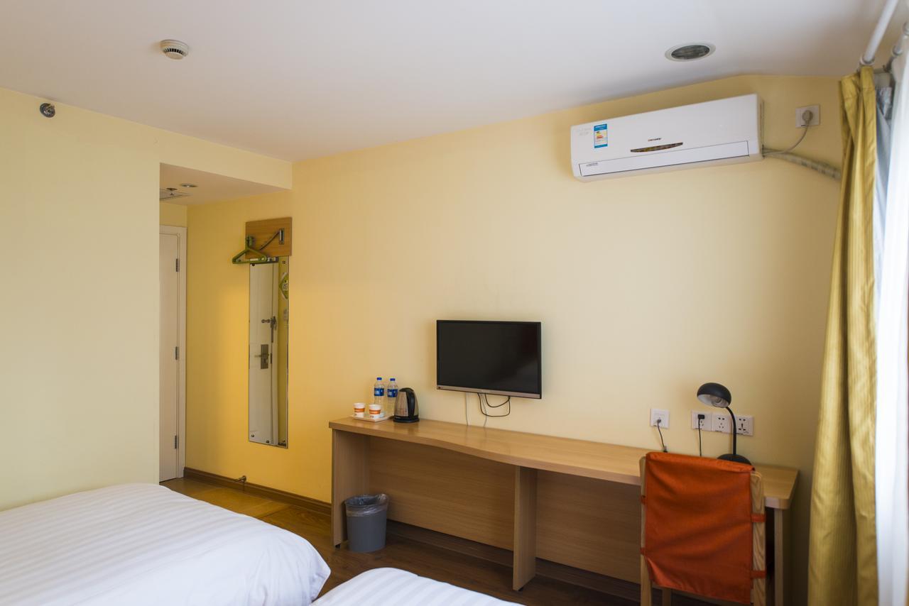 Home Inn Tianjin Weijin Road Tianjin University Buitenkant foto