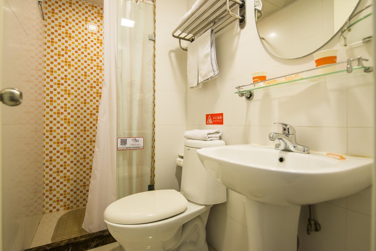 Home Inn Tianjin Weijin Road Tianjin University Buitenkant foto